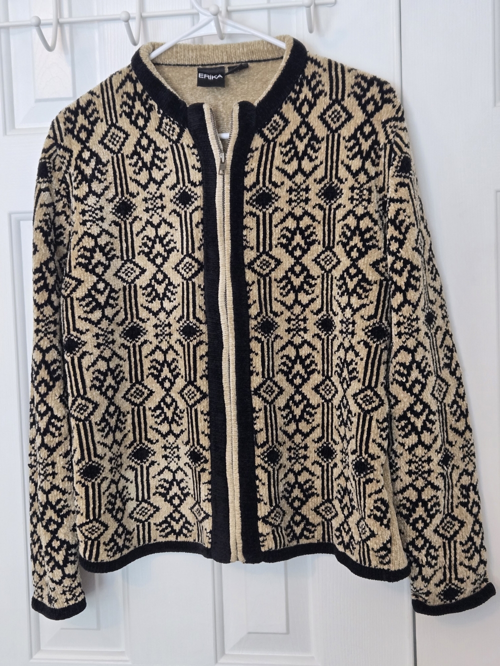Erika Black Tan Geometric Chennile Full Zip Soft Cardigan Size L